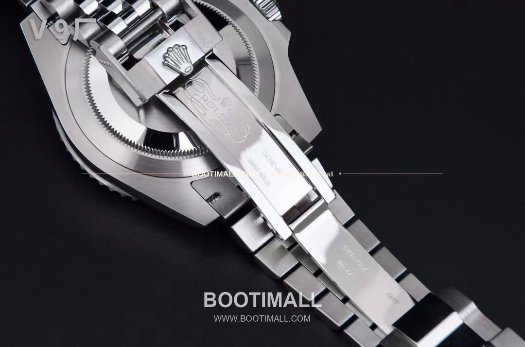 롤렉스 GMT마스터2 블랙그린 세라믹 양방향베젤 오토매틱 Rolex GMT-Master II Black Green Ceramic Bezel Automatic 8