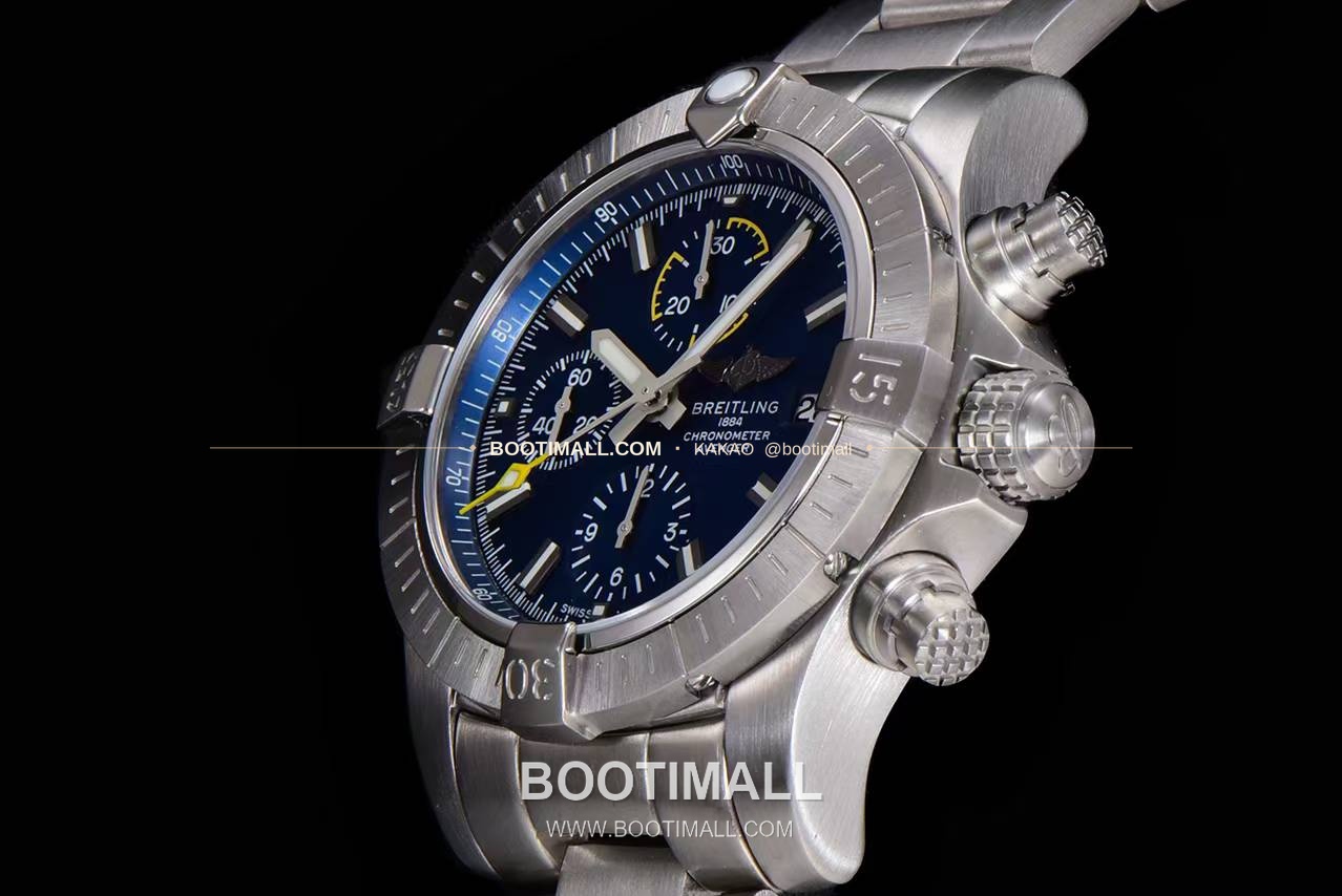 브라이틀링 어벤저 크로노그래프43 스틸 오토매틱 Breitling Avenger Chronograph 43 Steel Automatic 43mm 4