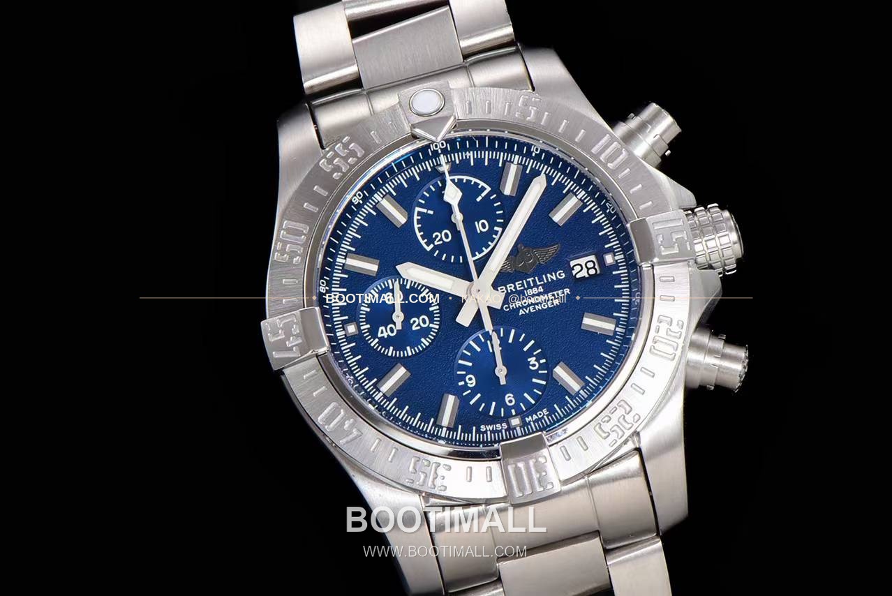 브라이틀링 어벤저 크로노그래프43 스틸 오토매틱 Breitling Avenger Chronograph 43 Steel Automatic 43mm 2