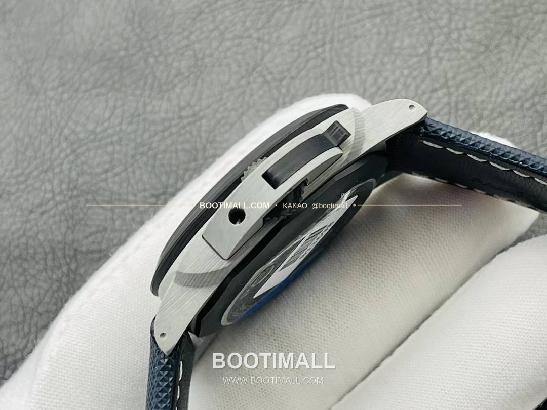 파네라이 루미노르 PAM1663 카본 스모크블루다이얼 오토매틱 Panerai Luminor PAM1663 Carbon Smoke Blue Dial Automatic 44mm 5