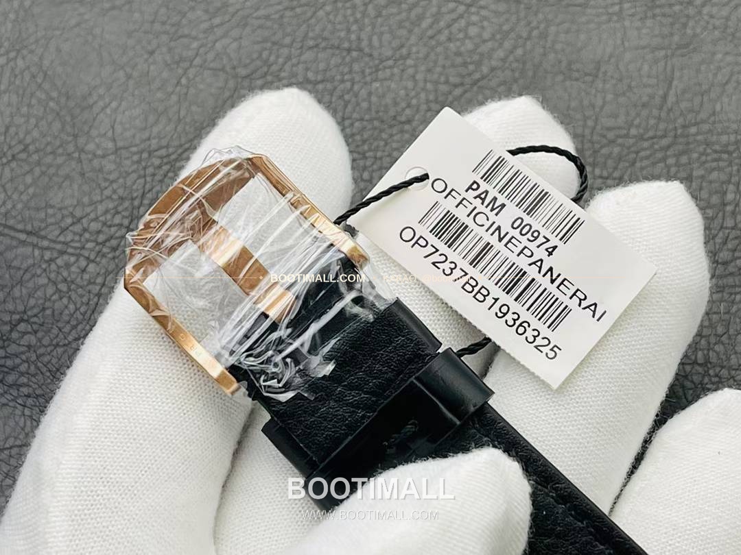 파네라이 서브머저블 PAM974 레드골드 세라믹베젤 블랙다이얼 오토매틱 Panerai Submersible PAM974 Red Gold Ceramic Bezel Black Dial Automatic 42mm 9