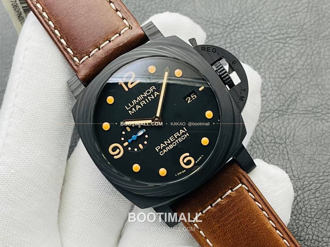 파네라이 루미노르 PAM661 카본 빈티지다이얼 블루세컨즈 오토매틱 Panerai Luminor PAM661 Carbon Vintage Dial Blue Seconds Automatic 44mm 3