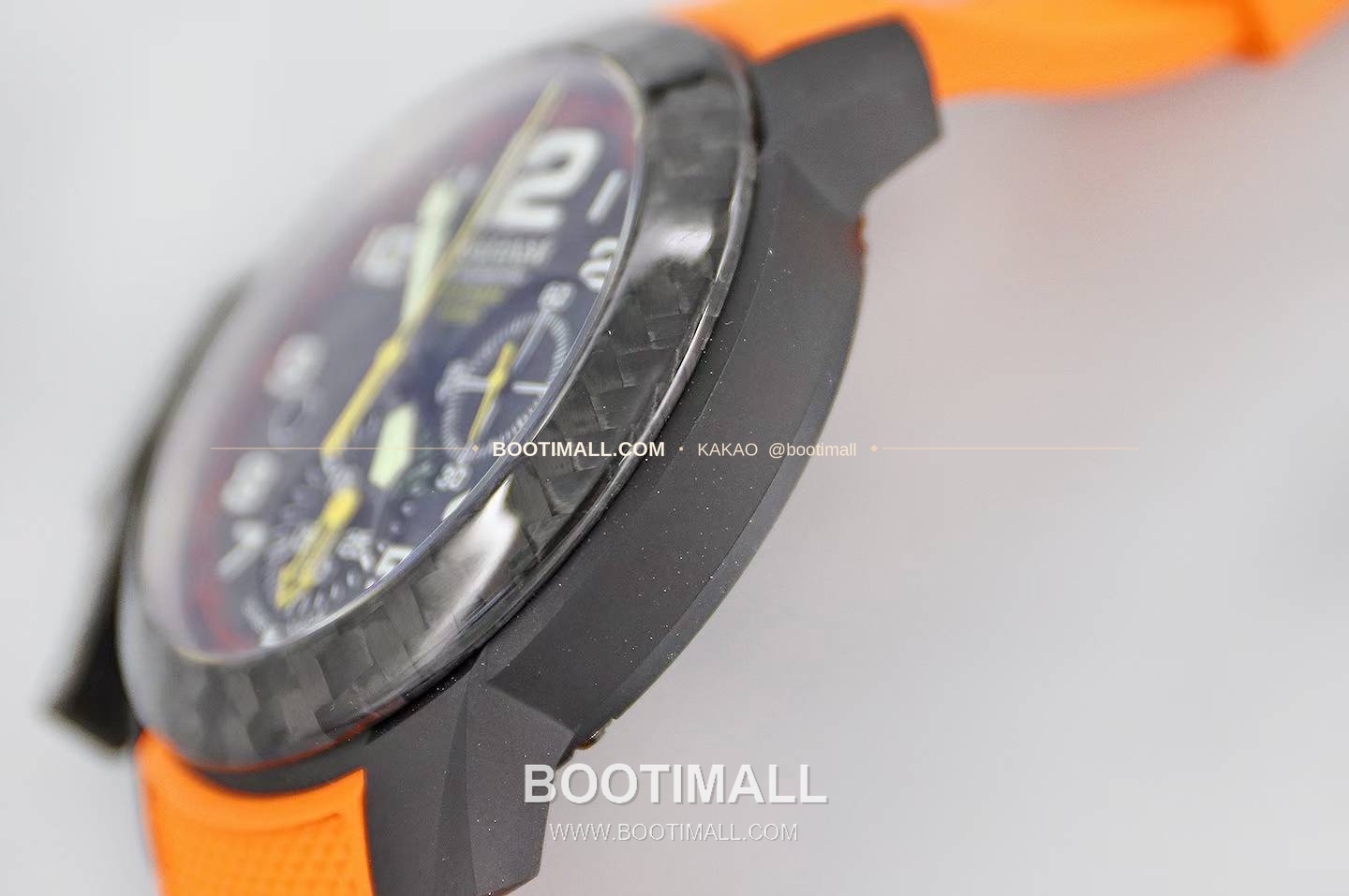 그라함 크로노파이터 티타늄 카본 크로노그래프 오토매틱 Graham Chronofighter Titanium Carbon Chronograph Automatic 47mm 4