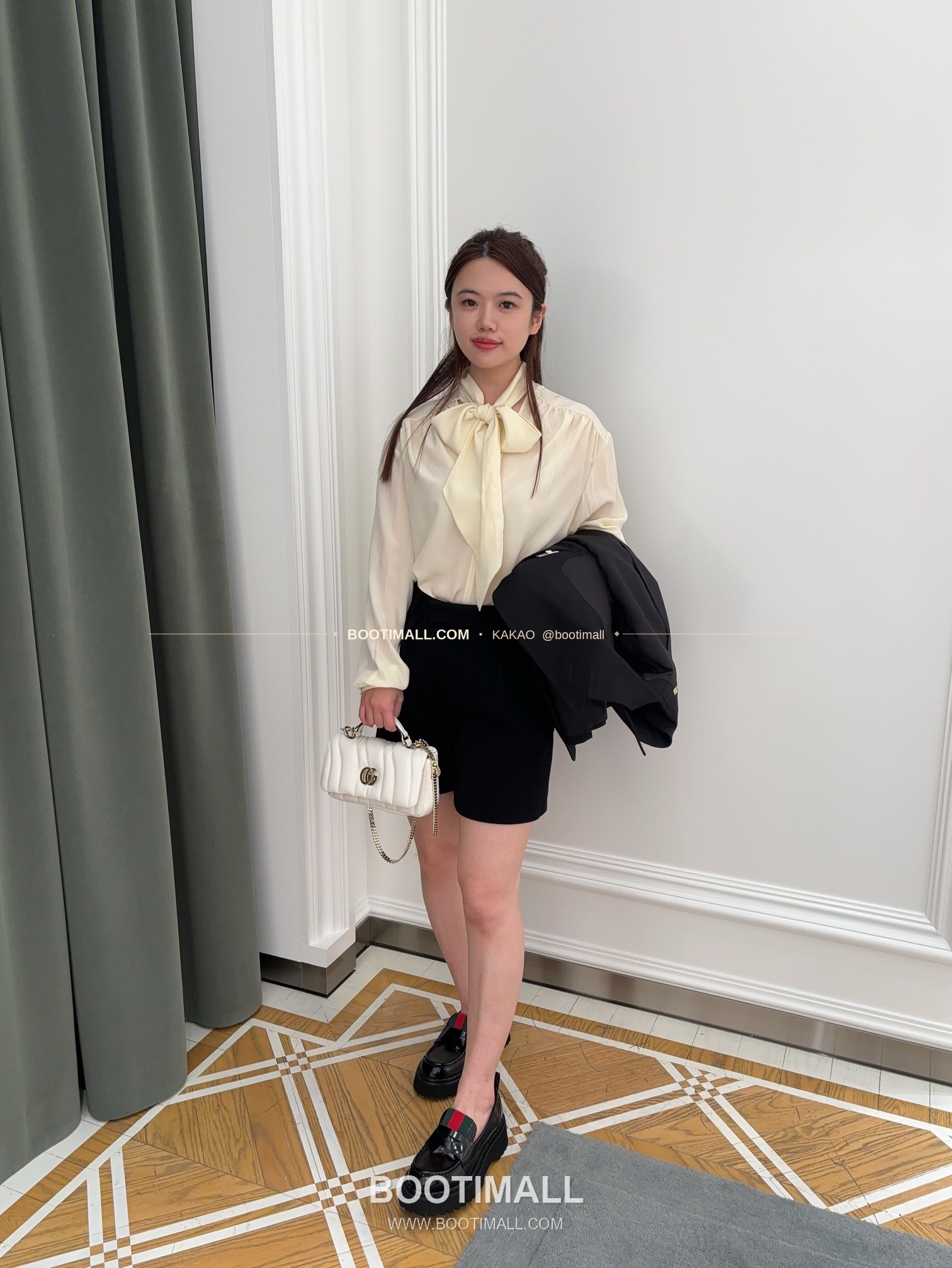 구찌 카프스킨 자수 슬림 숄더백 Gucci Calfskin Embroidered Slim Shoulder Bag 806017 21.1cm 5