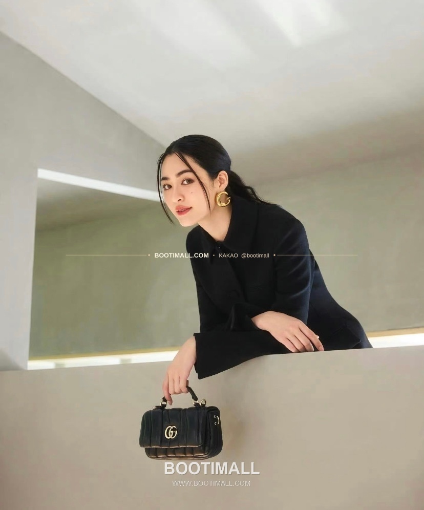 구찌 화이트 엠보싱 카프스킨 슬림 숄더백 Gucci White Embossed Calfskin Slim Shoulder Bag 806017 21cm 2