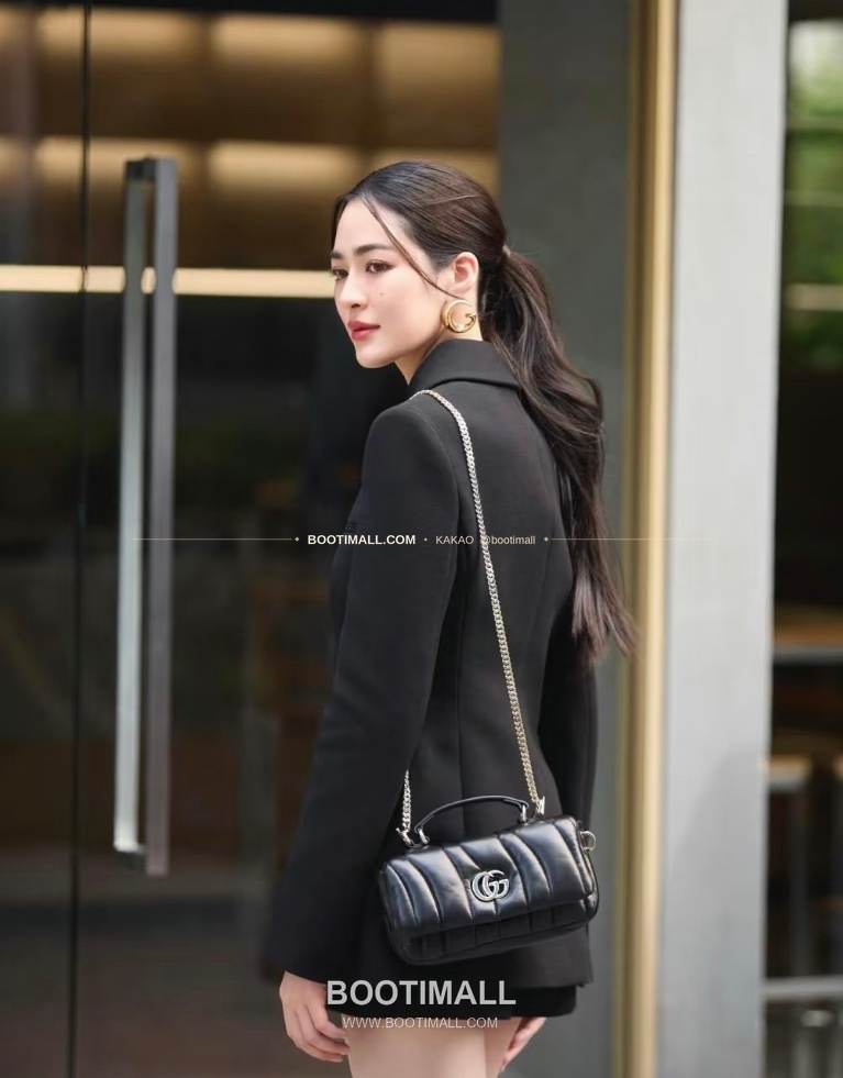 구찌 화이트 엠보싱 카프스킨 슬림 숄더백 Gucci White Embossed Calfskin Slim Shoulder Bag 806017 21cm 3