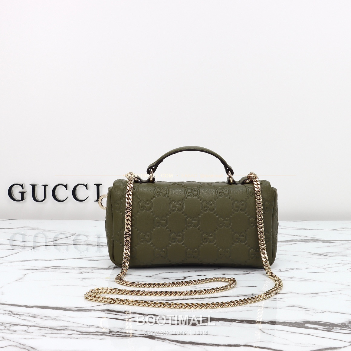 구찌 화이트 엠보싱 카프스킨 슬림 숄더백 Gucci White Embossed Calfskin Slim Shoulder Bag 806017 21cm 12