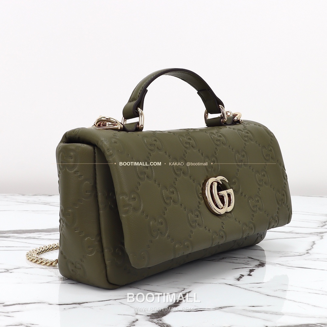 구찌 화이트 엠보싱 카프스킨 슬림 숄더백 Gucci White Embossed Calfskin Slim Shoulder Bag 806017 21cm 14