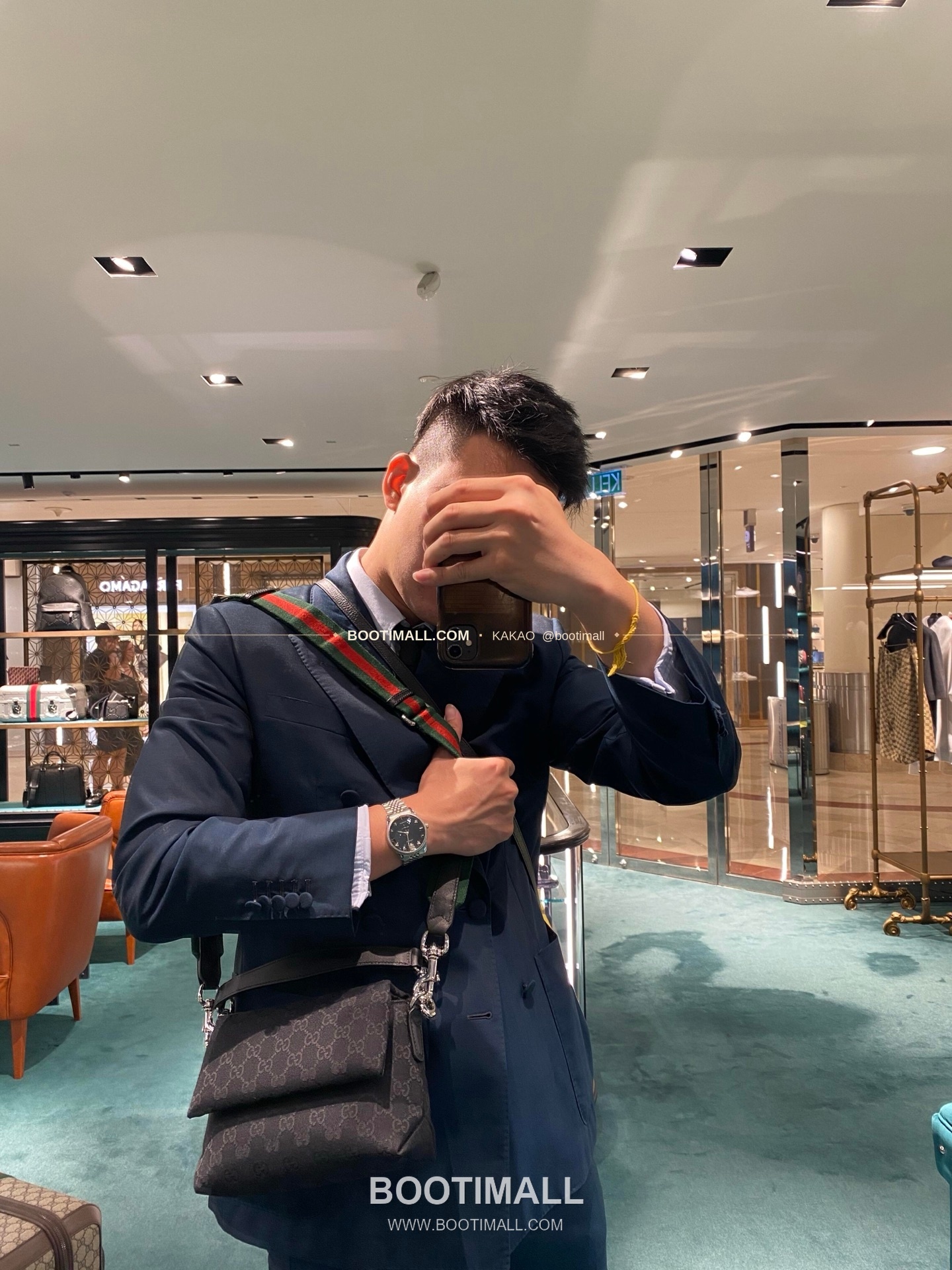 구찌 캔버스 레더 트림 미니 숄더백 Gucci Canvas Leather Trim Mini Shoulder Bag 821617 19cm 1