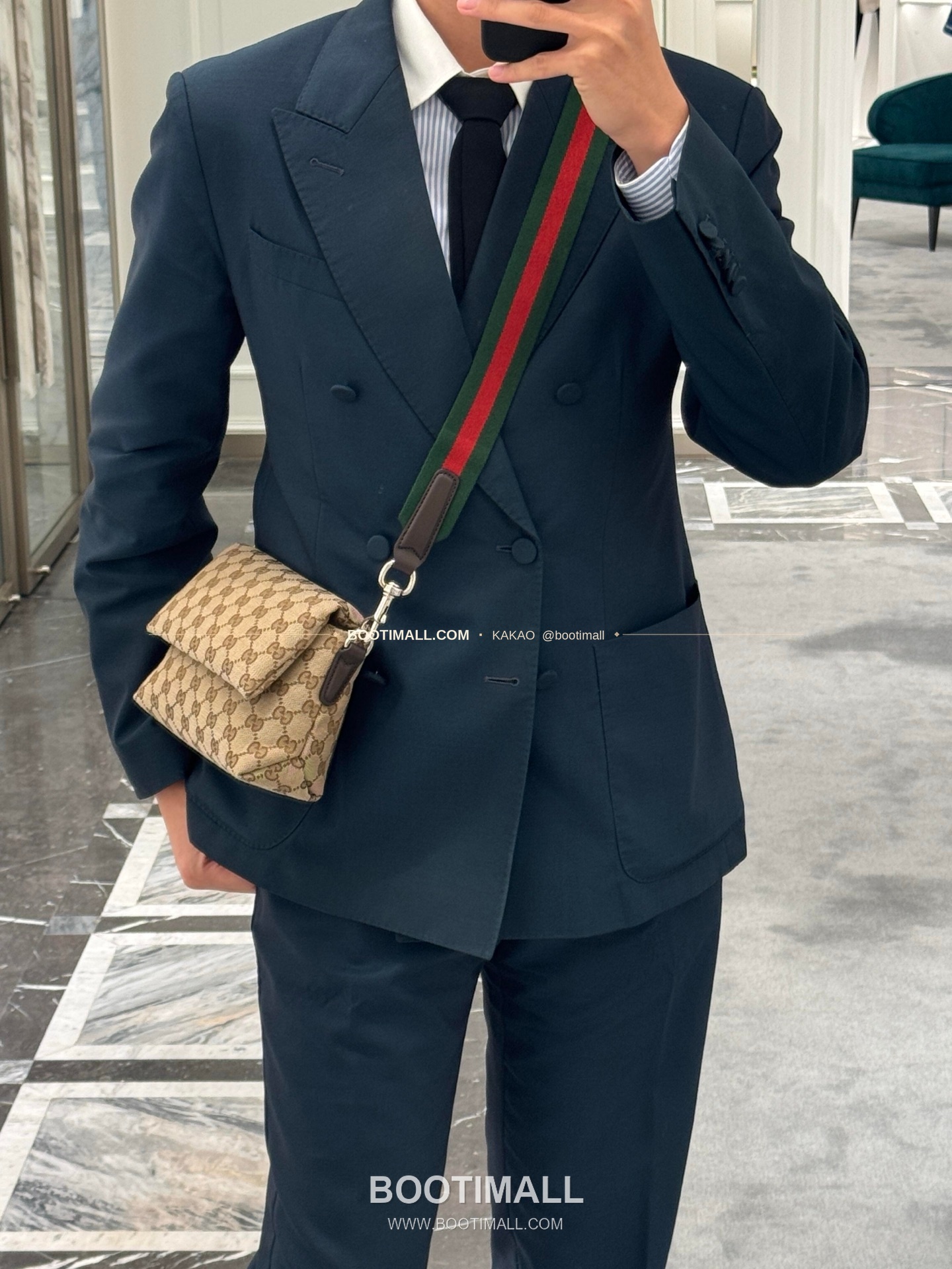 구찌 캔버스 레더 트림 미니 숄더백 Gucci Canvas Leather Trim Mini Shoulder Bag 821617 19cm 4