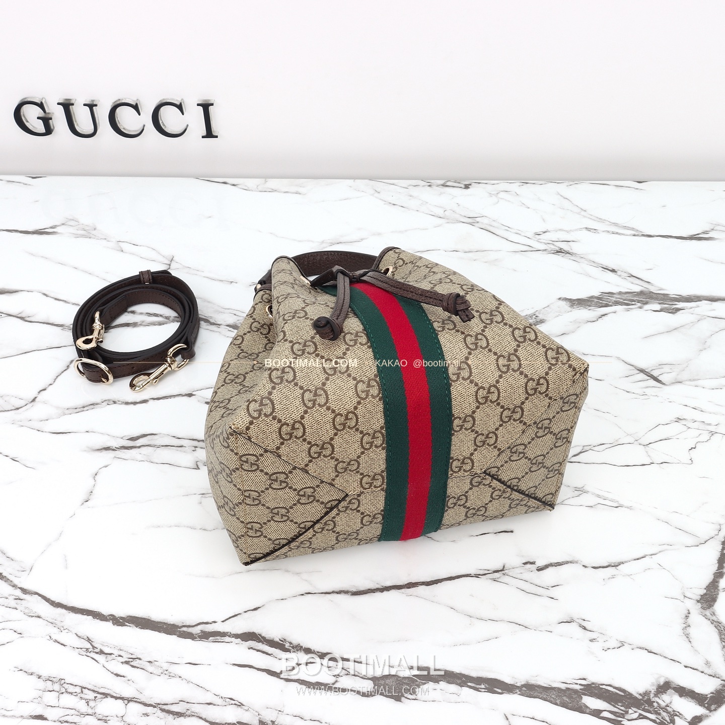 구찌 브라운 러버 코팅 캔버스 구조 버킷백 Gucci Brown Rubber Coated Canvas Structured Bucket Bag 841313 21.5cm 8