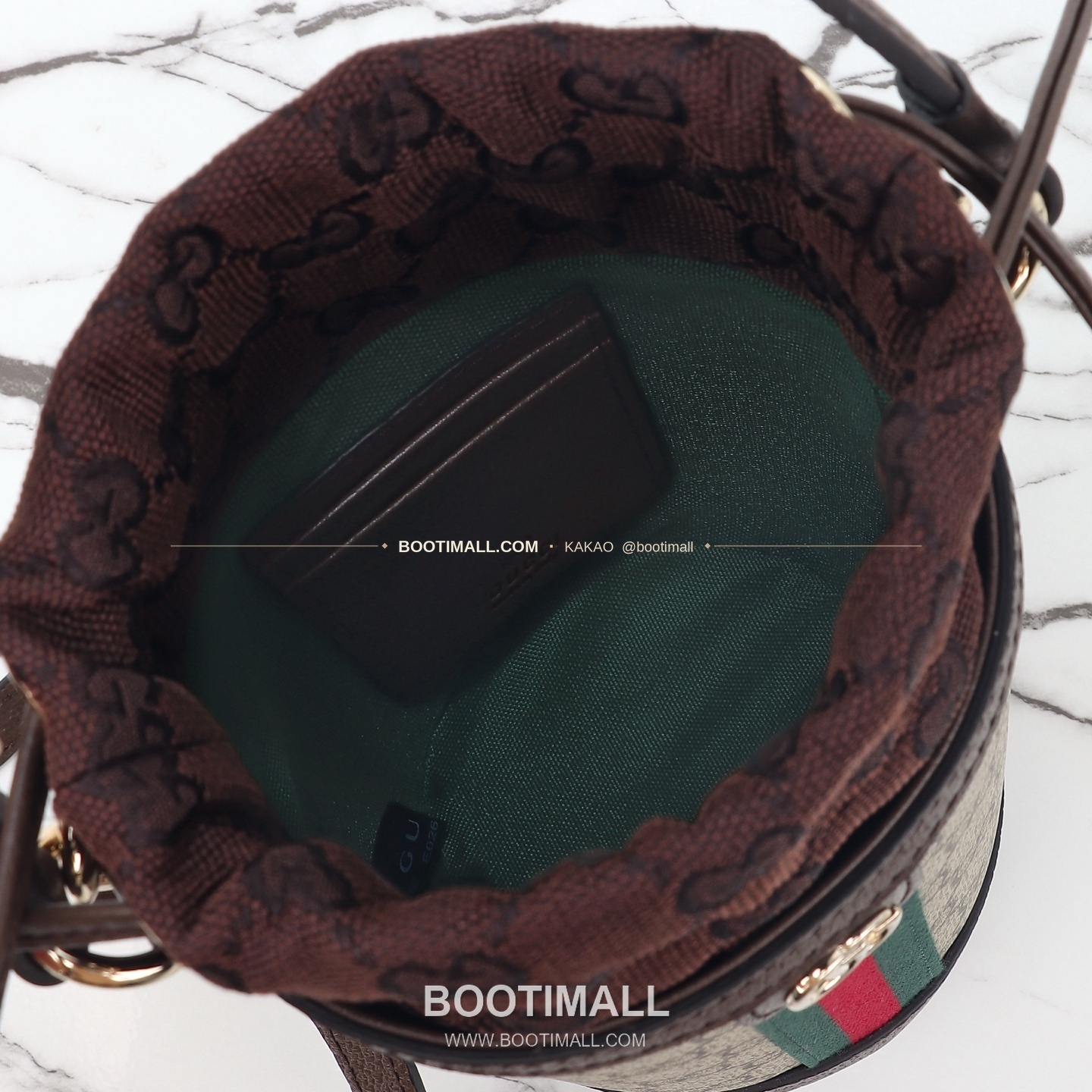 구찌 브라운 레드 카프스킨 슬림 버티컬 숄더백 Gucci Brown Red Calfskin Slim Vertical Shoulder Bag 838462 23cm 9