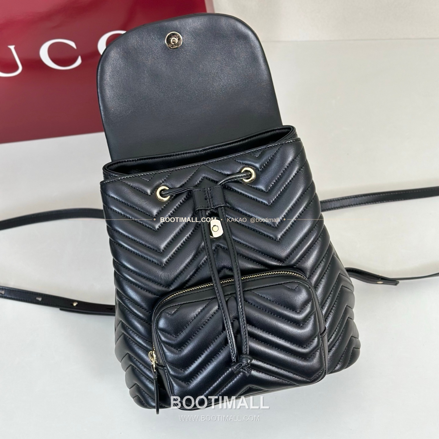 구찌 카프스킨 구조 미디엄 백팩 Gucci Calfskin Structured Medium Backpack 861878 25cm 8
