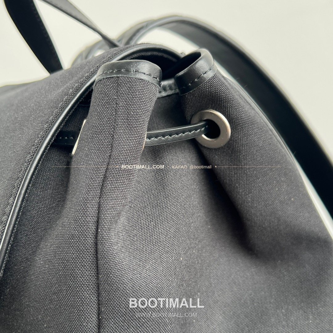 보테가베네타 크로스로드 나일론 멀티포켓 백팩 Bottega Veneta Crossroad Nylon Multi Pocket Backpack 837377 42cm 12