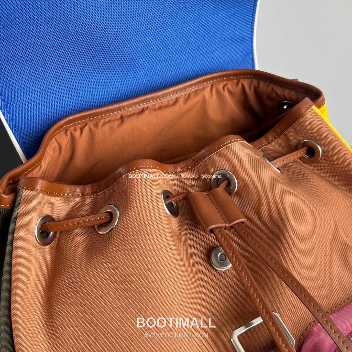 보테가베네타 크로스로드 멀티컬러 나일론 멀티포켓 백팩 Bottega Veneta Crossroad Multicolor Nylon Multi Pocket Backpack 837377 42cm 5