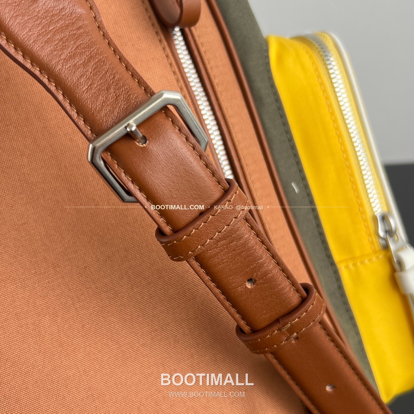 보테가베네타 크로스로드 멀티컬러 나일론 멀티포켓 백팩 Bottega Veneta Crossroad Multicolor Nylon Multi Pocket Backpack 837377 42cm 11