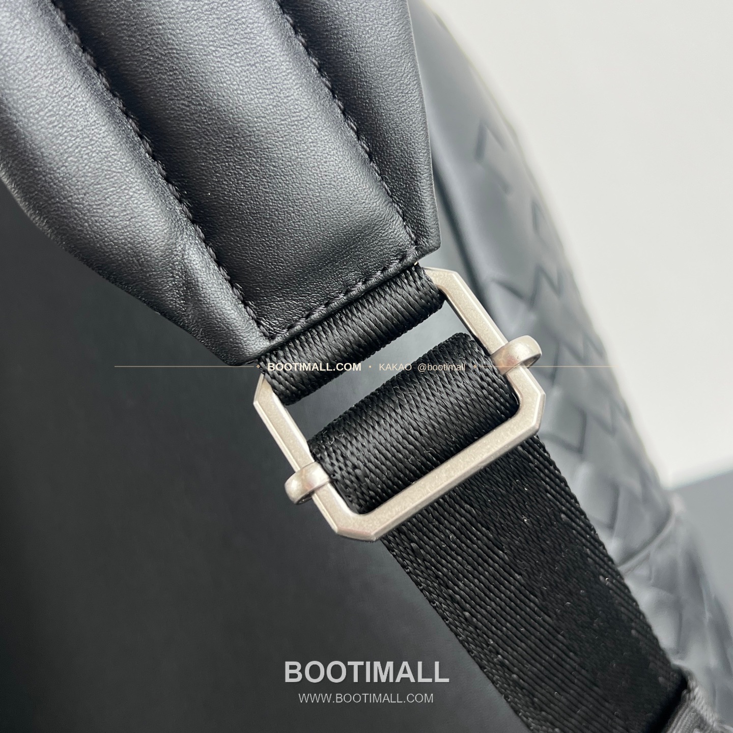 보테가베네타 모자이크 인트레치아토 실크카프 백팩 Bottega Veneta Mosaic Intrecciato Silk Calf Backpack 828527 46cm 6