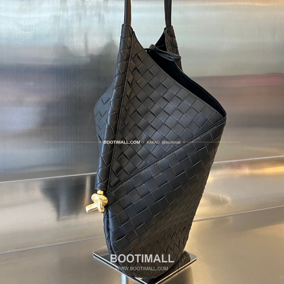 보테가베네타 인트레치아토 램스킨 구조 토트백 Bottega Veneta Intrecciato Lambskin Structured Tote Bag 740990 44cm 2