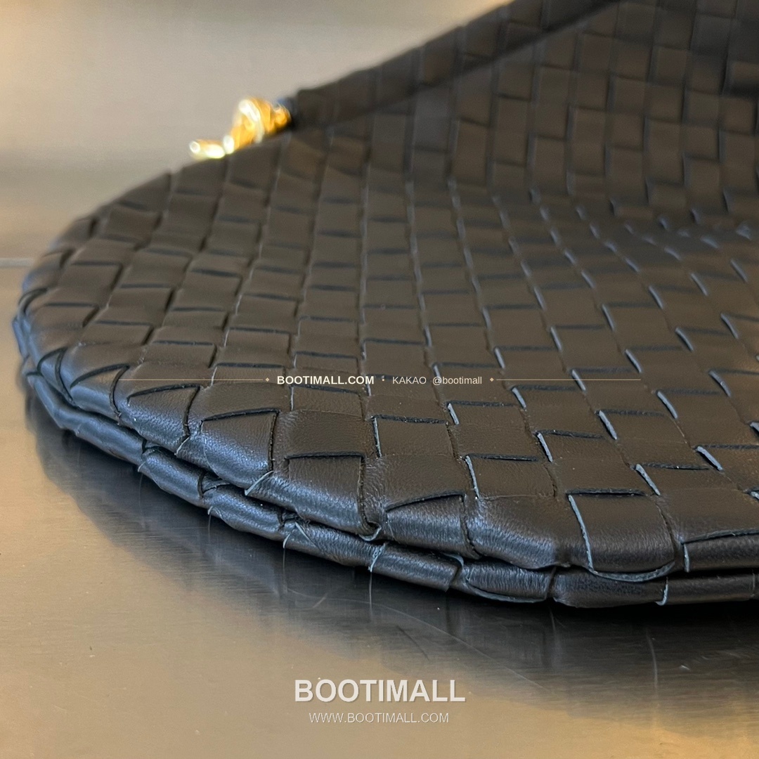 보테가베네타 인트레치아토 램스킨 구조 토트백 Bottega Veneta Intrecciato Lambskin Structured Tote Bag 740990 44cm 5