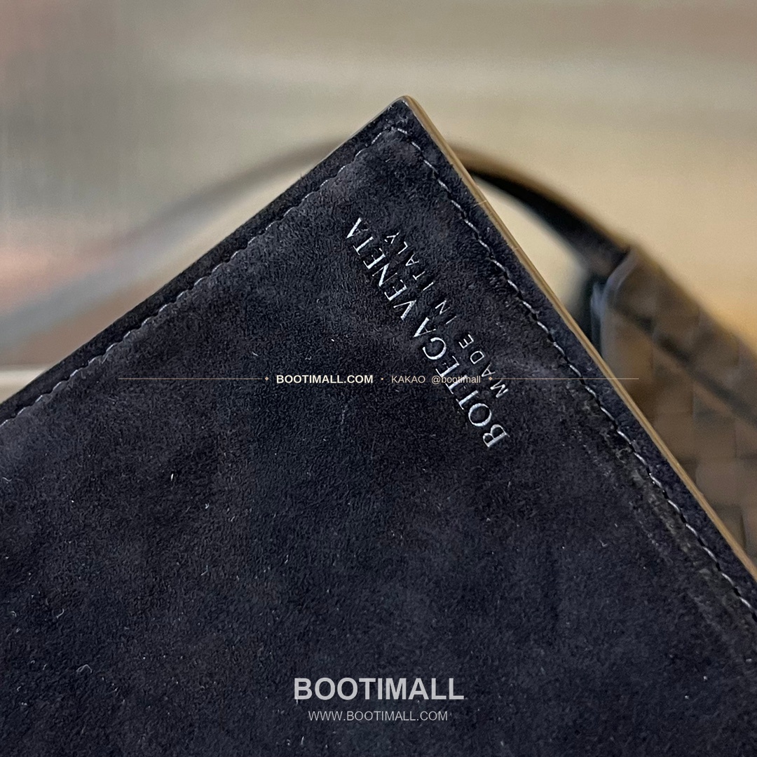 보테가베네타 인트레치아토 램스킨 구조 토트백 Bottega Veneta Intrecciato Lambskin Structured Tote Bag 740990 44cm 8