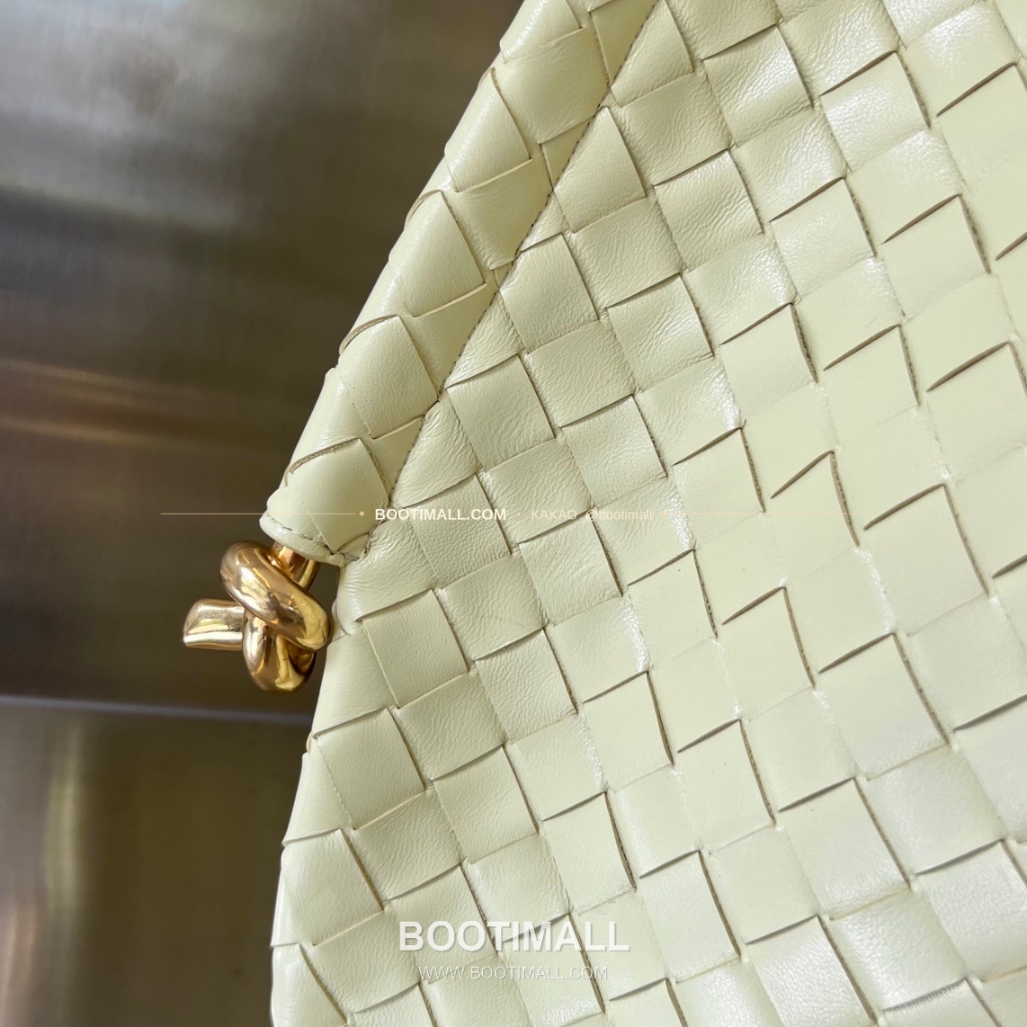 보테가베네타 인트레치아토 램스킨 구조 토트백 Bottega Veneta Intrecciato Lambskin Structured Tote Bag 740990 44cm 4