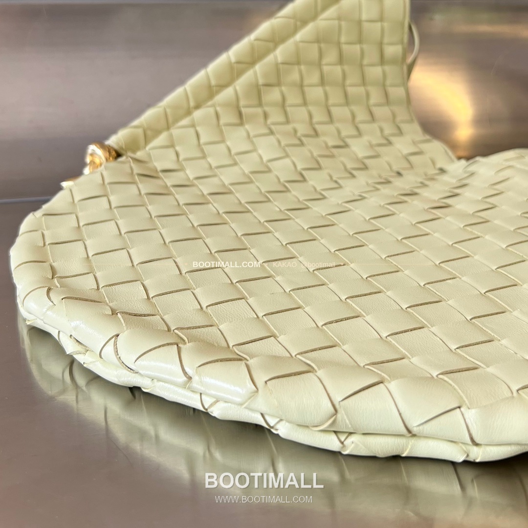 보테가베네타 인트레치아토 램스킨 구조 토트백 Bottega Veneta Intrecciato Lambskin Structured Tote Bag 740990 44cm 6