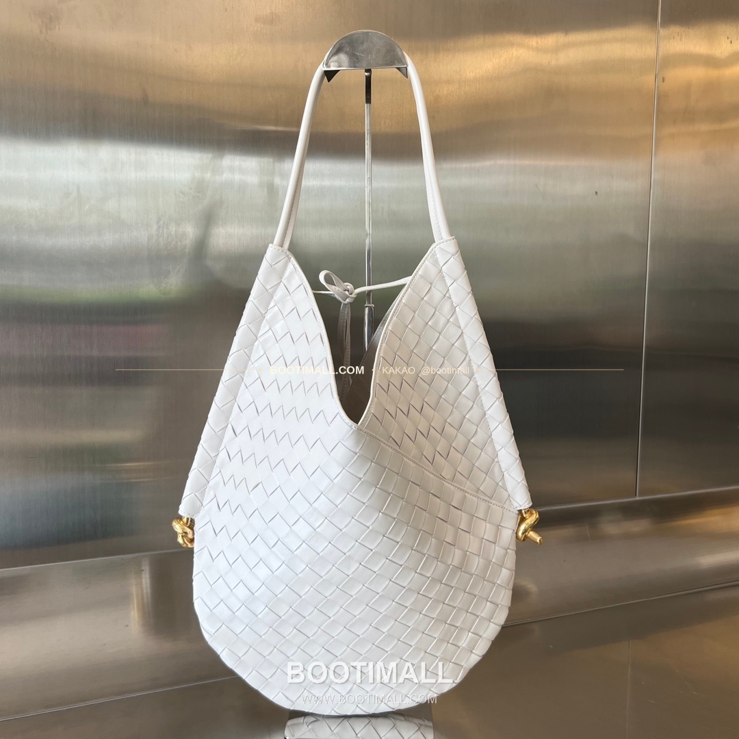 보테가베네타 인트레치아토 램스킨 구조 토트백 Bottega Veneta Intrecciato Lambskin Structured Tote Bag 740990 44cm 1