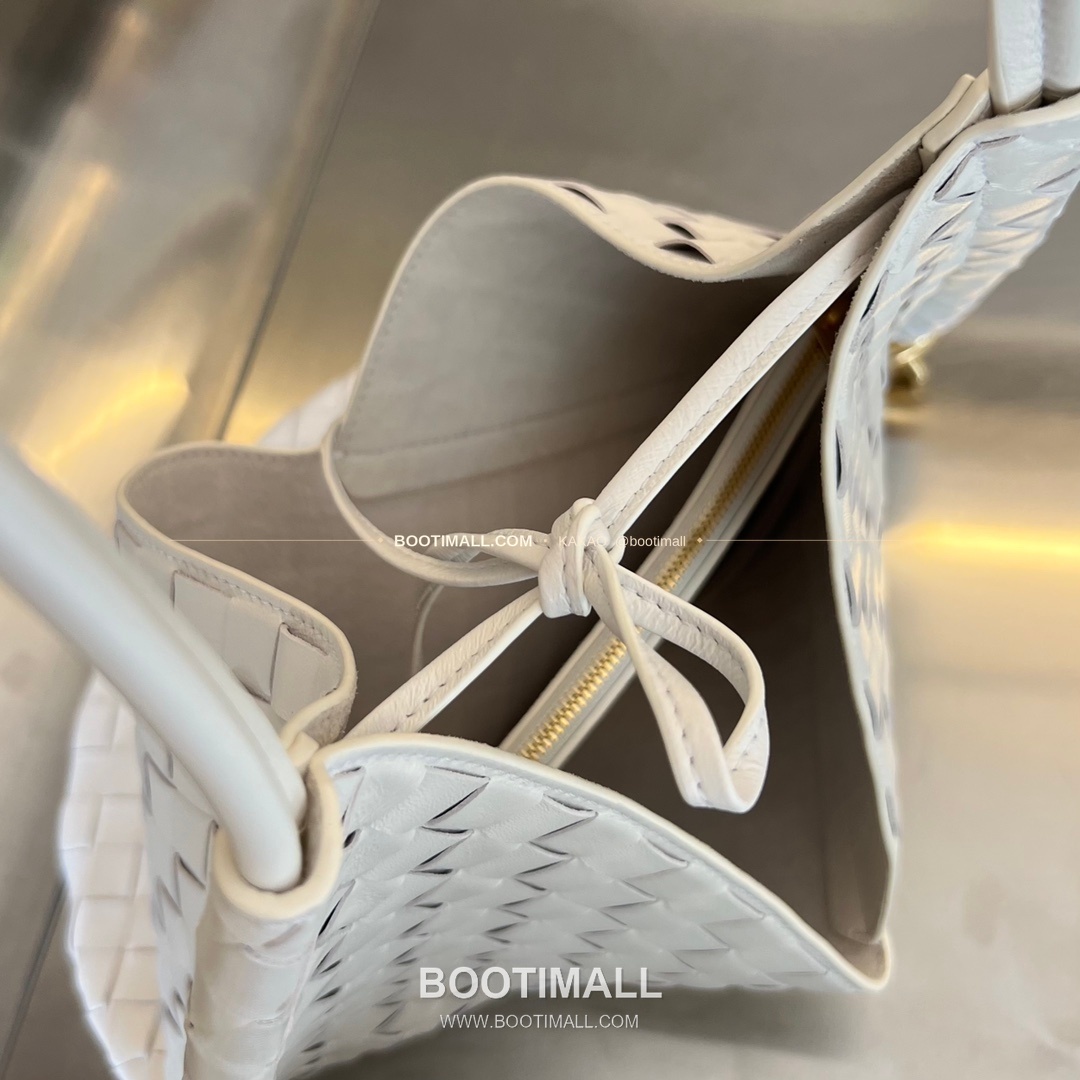 보테가베네타 인트레치아토 램스킨 구조 토트백 Bottega Veneta Intrecciato Lambskin Structured Tote Bag 740990 44cm 5