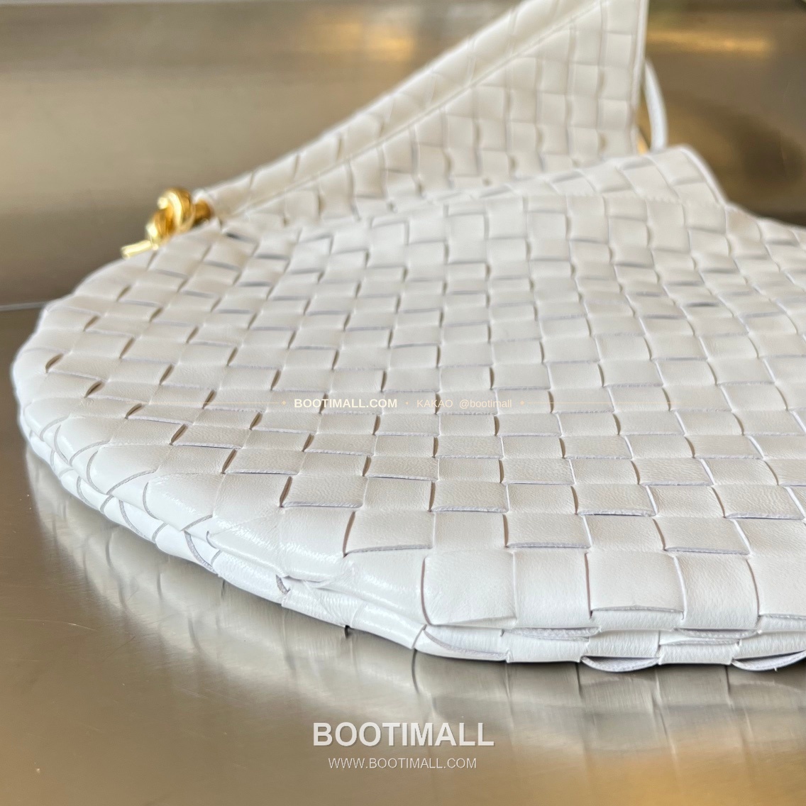 보테가베네타 인트레치아토 램스킨 구조 토트백 Bottega Veneta Intrecciato Lambskin Structured Tote Bag 740990 44cm 6