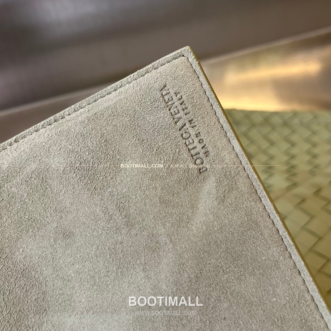 보테가베네타 인트레치아토 램스킨 구조 토트백 Bottega Veneta Intrecciato Lambskin Structured Tote Bag 740990 44cm 8