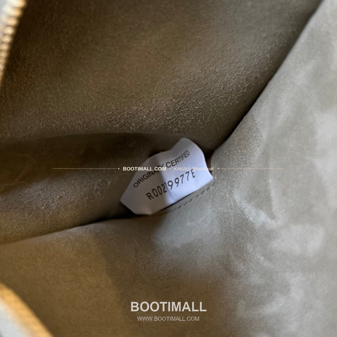 보테가베네타 인트레치아토 램스킨 구조 토트백 Bottega Veneta Intrecciato Lambskin Structured Tote Bag 740990 44cm 9