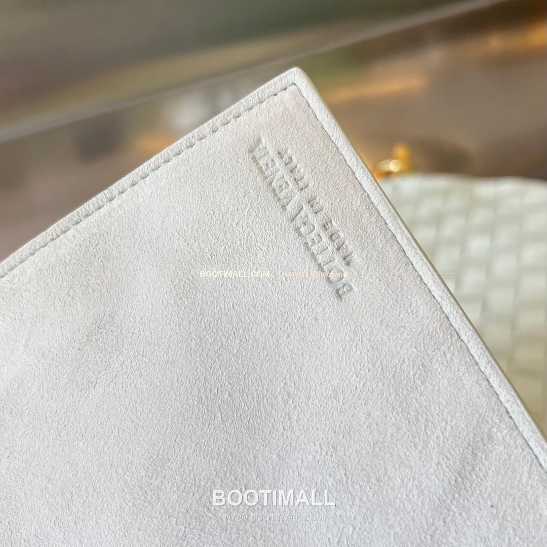 보테가베네타 인트레치아토 램스킨 구조 토트백 Bottega Veneta Intrecciato Lambskin Structured Tote Bag 740990 44cm 8