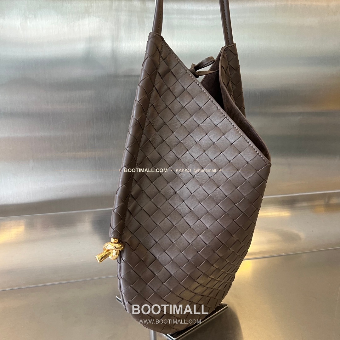 보테가베네타 인트레치아토 램스킨 구조 토트백 Bottega Veneta Intrecciato Lambskin Structured Tote Bag 740990 44cm 2