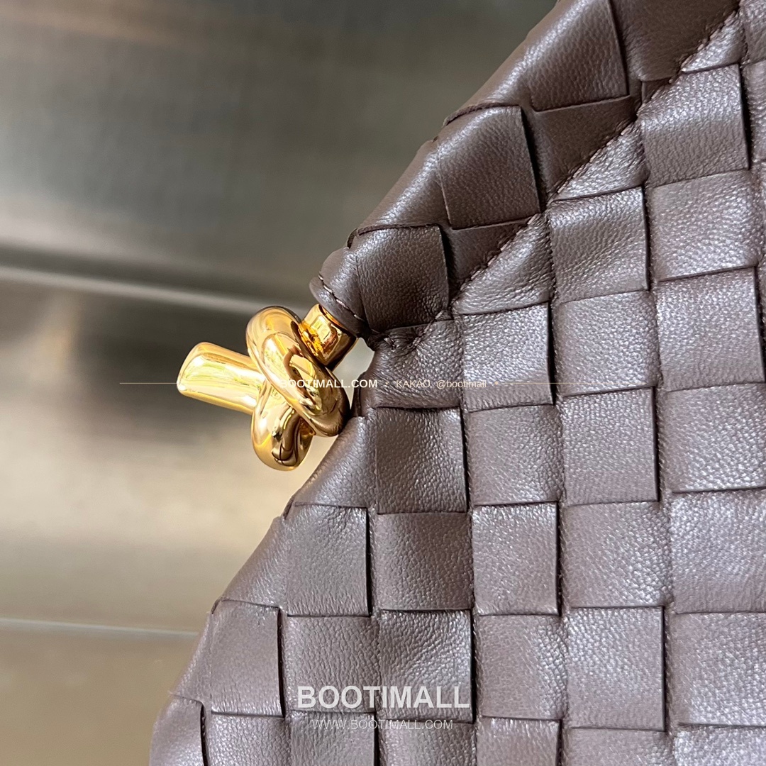 보테가베네타 인트레치아토 램스킨 구조 토트백 Bottega Veneta Intrecciato Lambskin Structured Tote Bag 740990 44cm 4