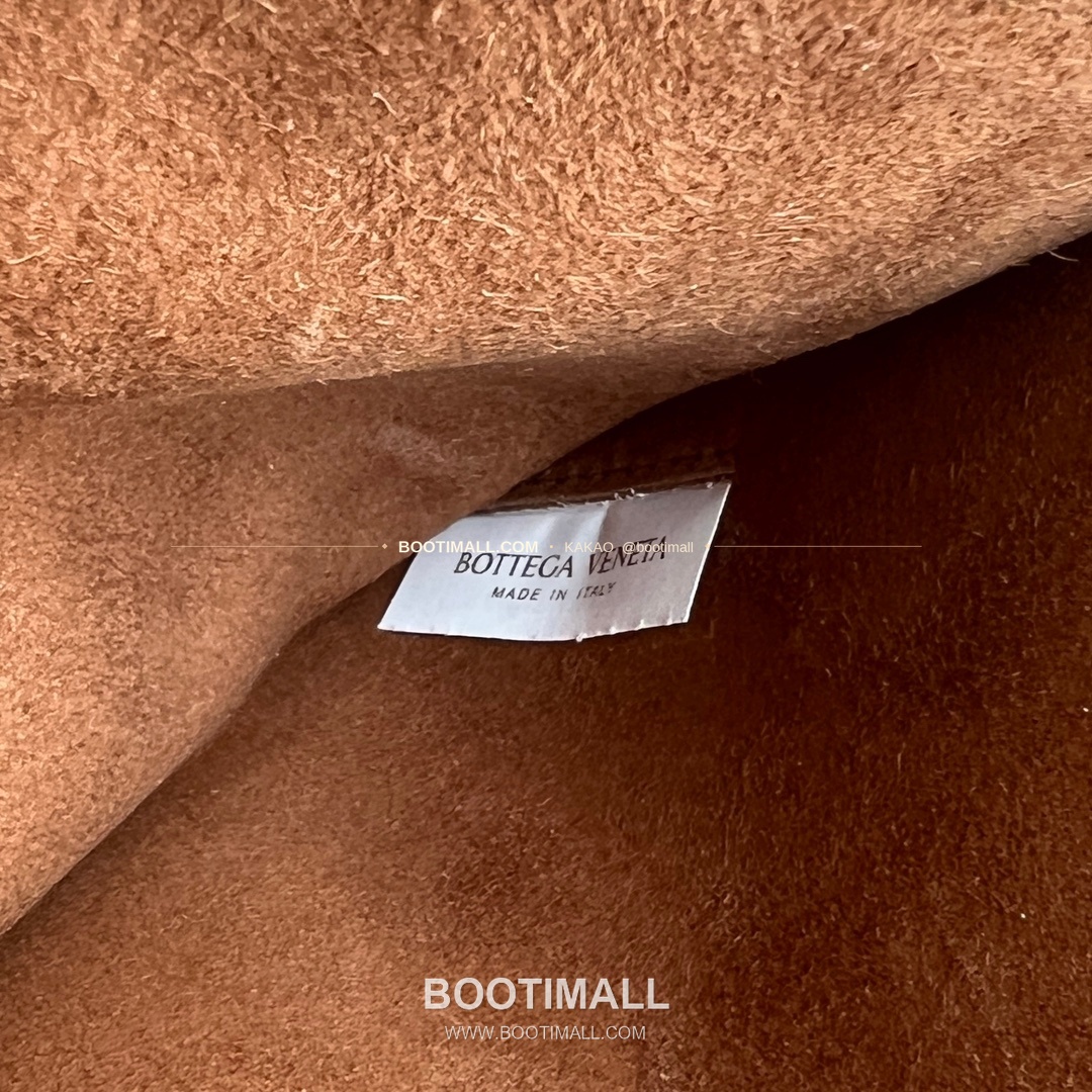 보테가베네타 인트레치아토 램스킨 구조 토트백 Bottega Veneta Intrecciato Lambskin Structured Tote Bag 740990 44cm 9