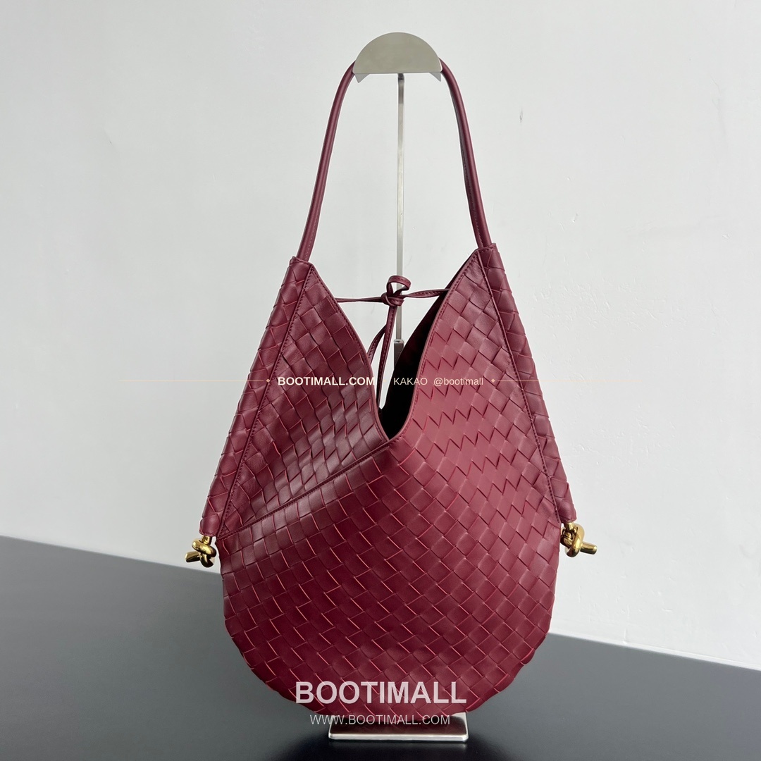 보테가베네타 인트레치아토 램스킨 구조 토트백 Bottega Veneta Intrecciato Lambskin Structured Tote Bag 740990 44cm 1
