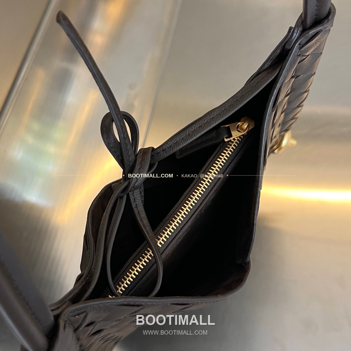 보테가베네타 인트레치아토 램스킨 구조 토트백 Bottega Veneta Intrecciato Lambskin Structured Tote Bag 740898 30cm 5