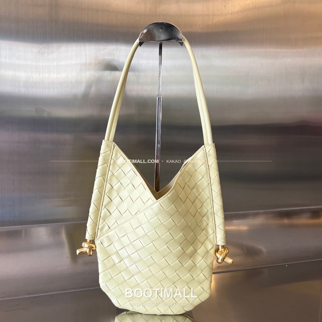 보테가베네타 인트레치아토 램스킨 구조 토트백 Bottega Veneta Intrecciato Lambskin Structured Tote Bag 740898 30cm 1
