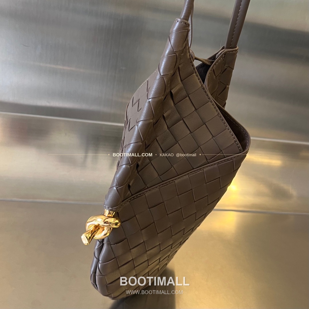 보테가베네타 인트레치아토 램스킨 구조 토트백 Bottega Veneta Intrecciato Lambskin Structured Tote Bag 740898 30cm 3