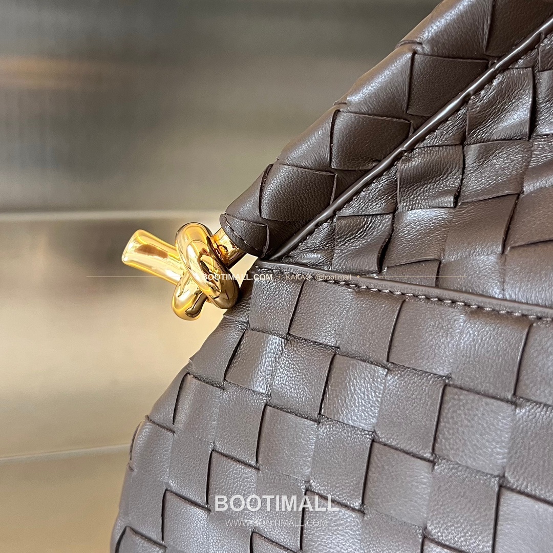 보테가베네타 인트레치아토 램스킨 구조 토트백 Bottega Veneta Intrecciato Lambskin Structured Tote Bag 740898 30cm 5