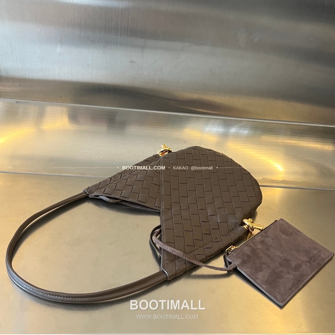 보테가베네타 인트레치아토 램스킨 구조 토트백 Bottega Veneta Intrecciato Lambskin Structured Tote Bag 740898 30cm 7