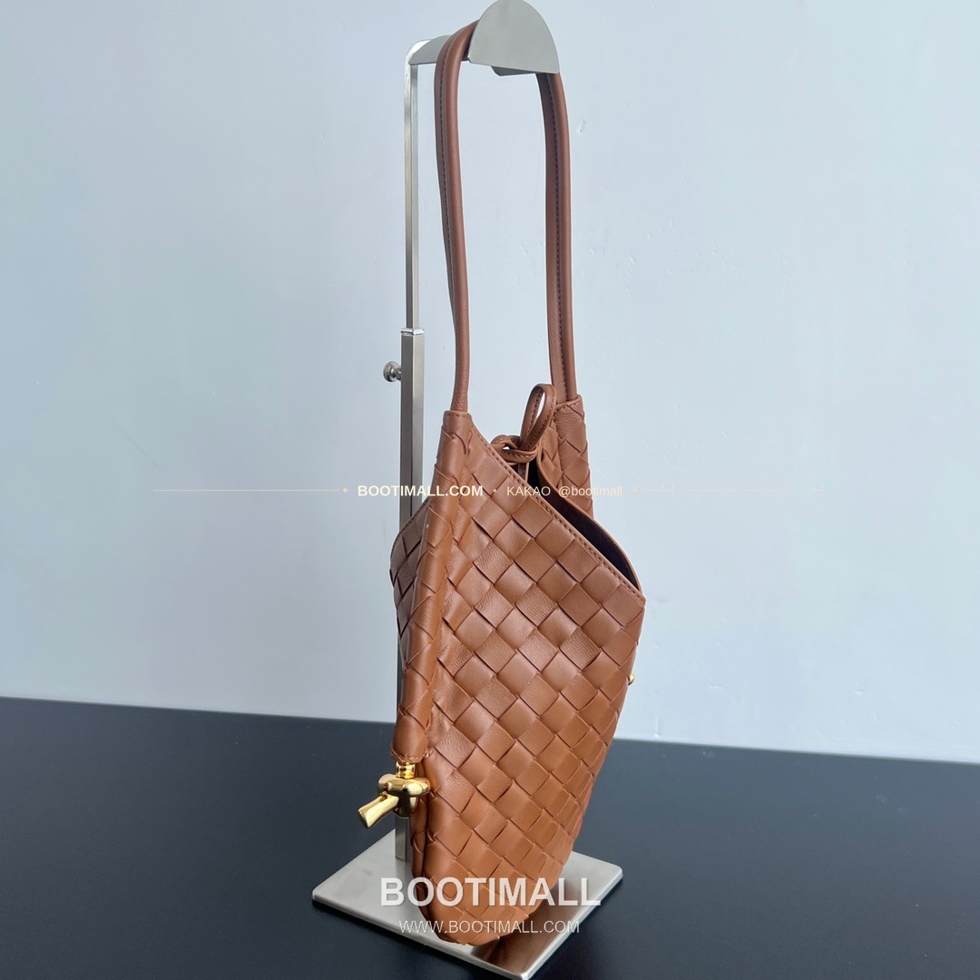 보테가베네타 인트레치아토 램스킨 구조 토트백 Bottega Veneta Intrecciato Lambskin Structured Tote Bag 740898 30cm 2