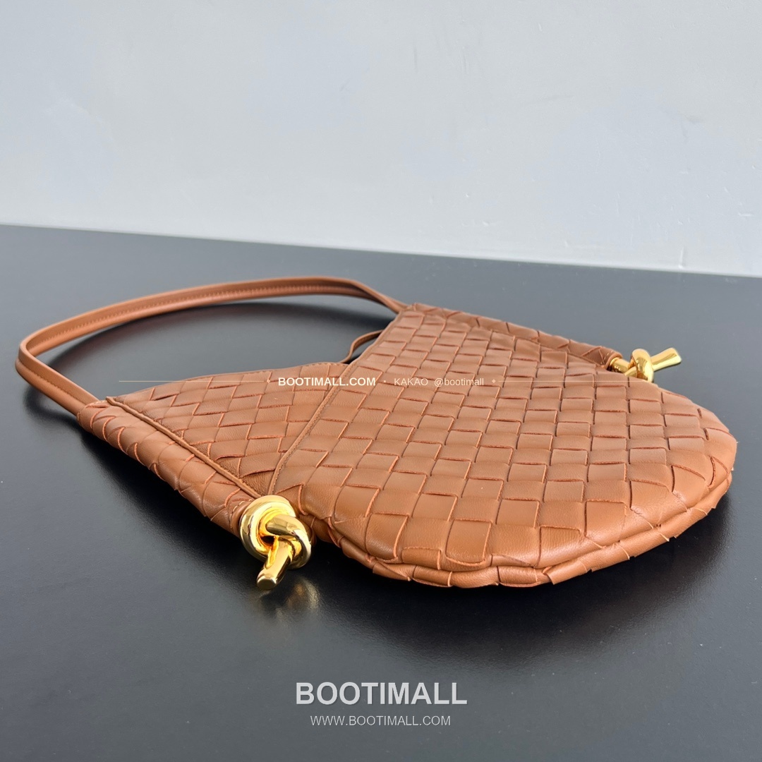 보테가베네타 인트레치아토 램스킨 구조 토트백 Bottega Veneta Intrecciato Lambskin Structured Tote Bag 740898 30cm 3