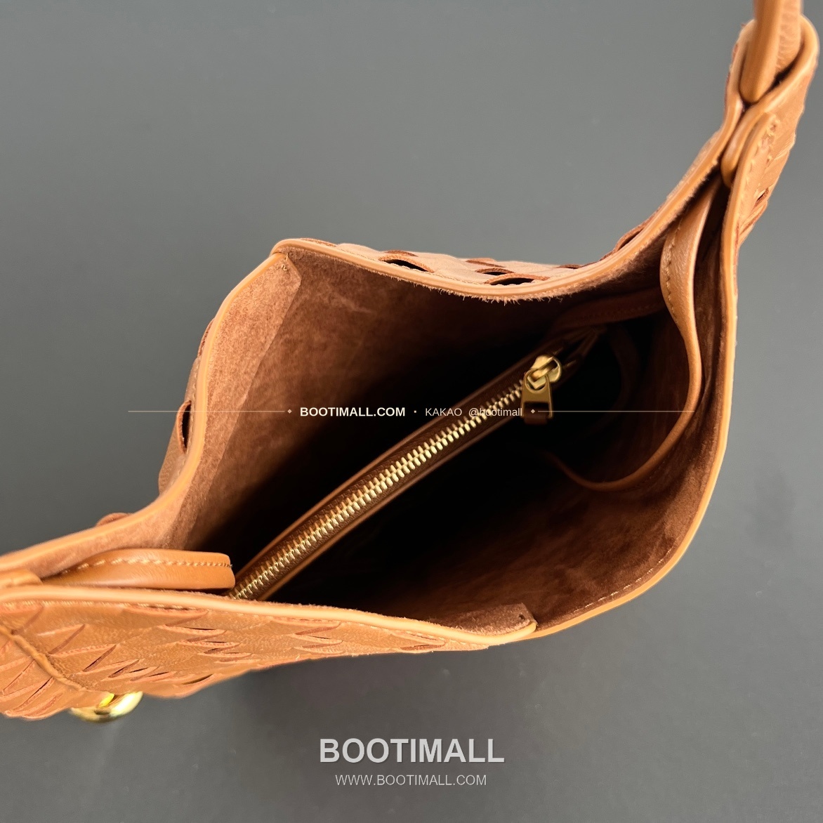 보테가베네타 인트레치아토 램스킨 구조 토트백 Bottega Veneta Intrecciato Lambskin Structured Tote Bag 740898 30cm 5