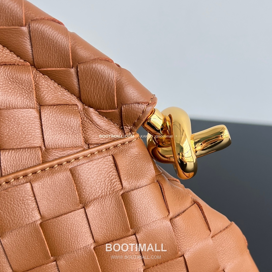 보테가베네타 인트레치아토 램스킨 구조 토트백 Bottega Veneta Intrecciato Lambskin Structured Tote Bag 740898 30cm 7