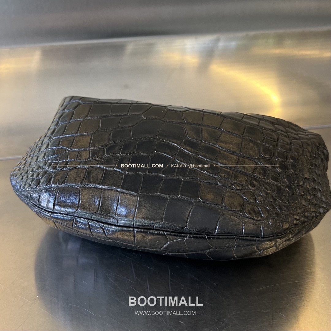 보테가베네타 카프스킨 구조 숄더백 Bottega Veneta Calfskin Structured Shoulder Bag 717709 28cm 5