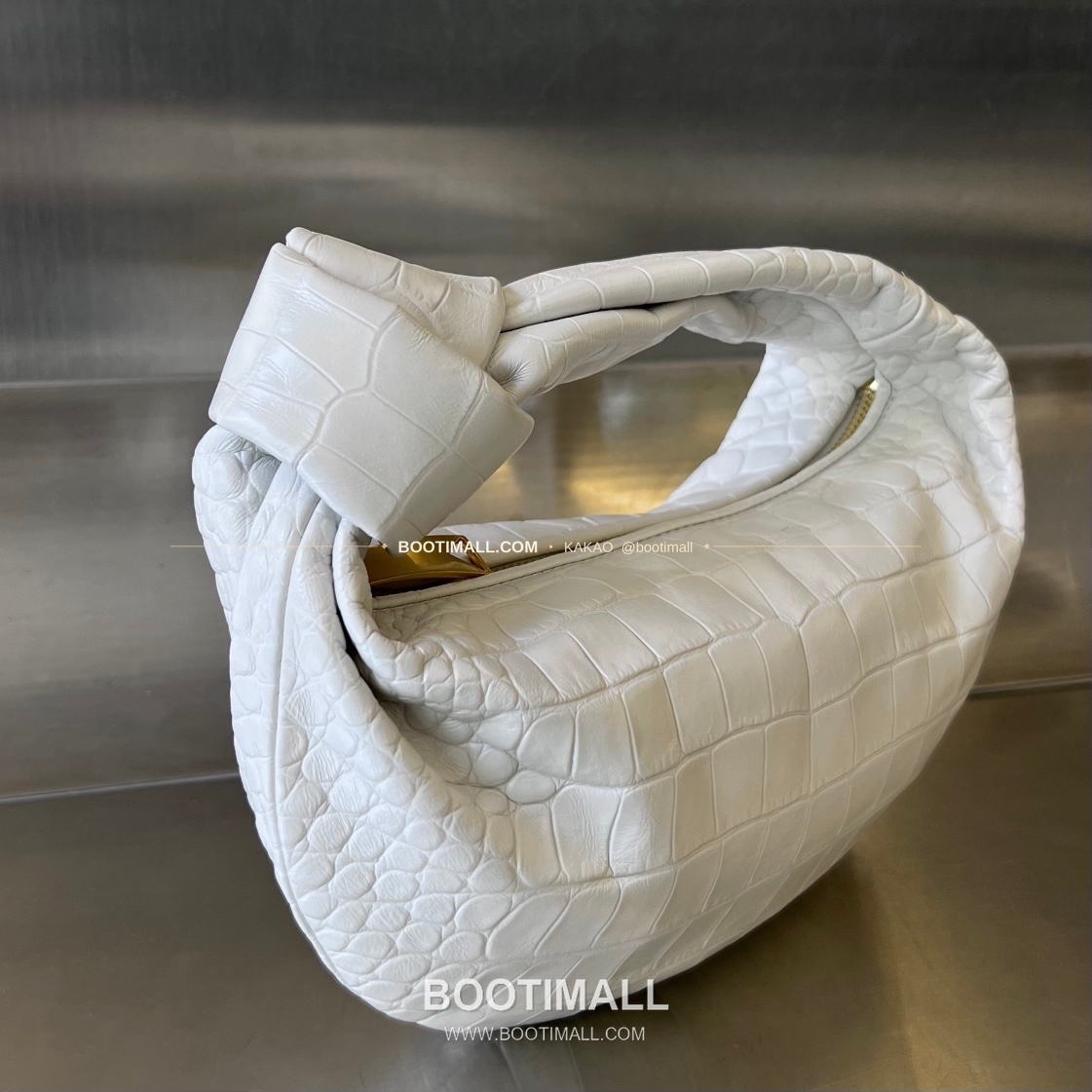 보테가베네타 카프스킨 구조 숄더백 Bottega Veneta Calfskin Structured Shoulder Bag 717709 28cm 2