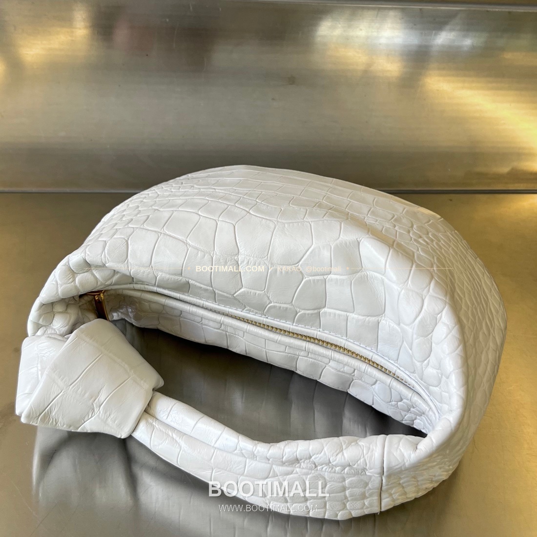 보테가베네타 카프스킨 구조 숄더백 Bottega Veneta Calfskin Structured Shoulder Bag 717709 28cm 5