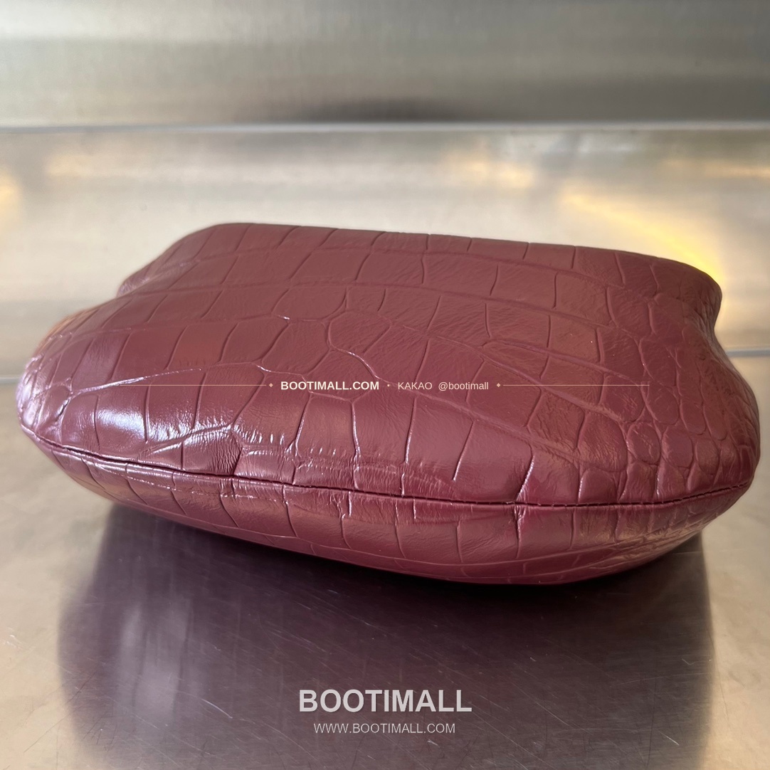 보테가베네타 카프스킨 구조 숄더백 Bottega Veneta Calfskin Structured Shoulder Bag 717709 28cm 5