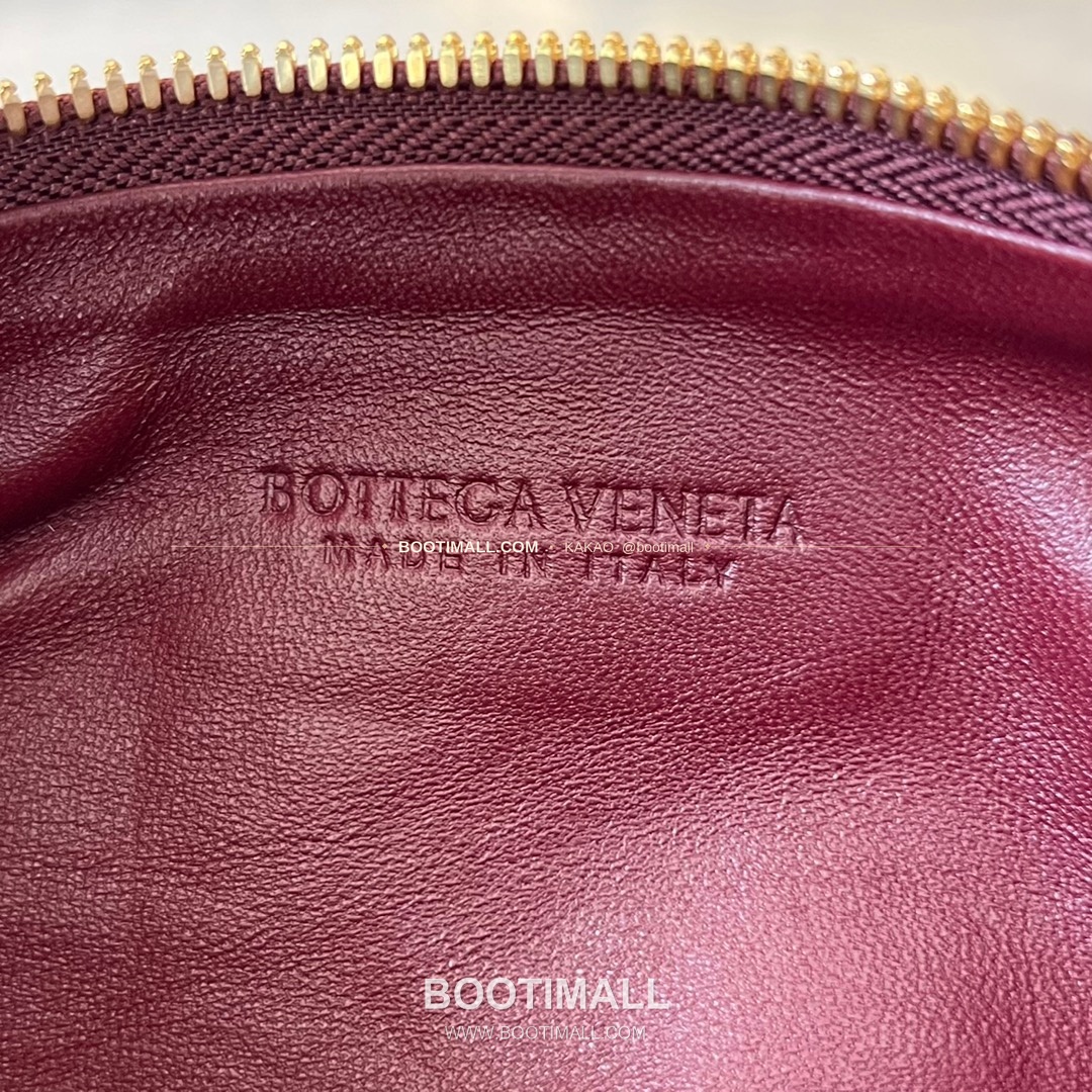 보테가베네타 카프스킨 구조 숄더백 Bottega Veneta Calfskin Structured Shoulder Bag 717709 28cm 8